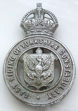 East Riding of Yorkshire Cap Badge KC 
Keywords: East Riding of Yorkshire Cap Badge KC  CB