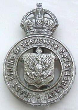 East Riding of Yorkshire Cap Badge KC 
Keywords: East Riding of Yorkshire Cap Badge KC  CB