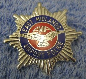 East Midlands Airport Cap Badge
Keywords: East Midlands Airport Cap Badge CB