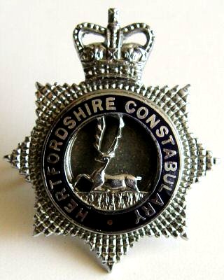 Hertfordshire Constabulary Senior Officers Cap Badge QC
Keywords: Hertfordshire Cap Badge QC CB