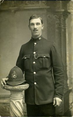 Wiltshire Police Constable 41
Picture courtesey of nononsensenige (Ebay name)
Keywords: Wiltshire