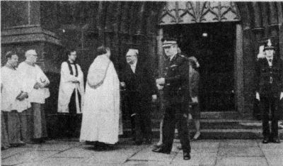 Annual Parade 1975; Leeds
Police Committee Chairman, Councellor Kenneth Steeples and Chief Constable Mr. Ronald Gregory take their leave of the Bishop after the Leeds Parish Church service

Photograph submitted by: Alan Pickles 
Keywords: Yorkshire Leeds Steeples Gregory