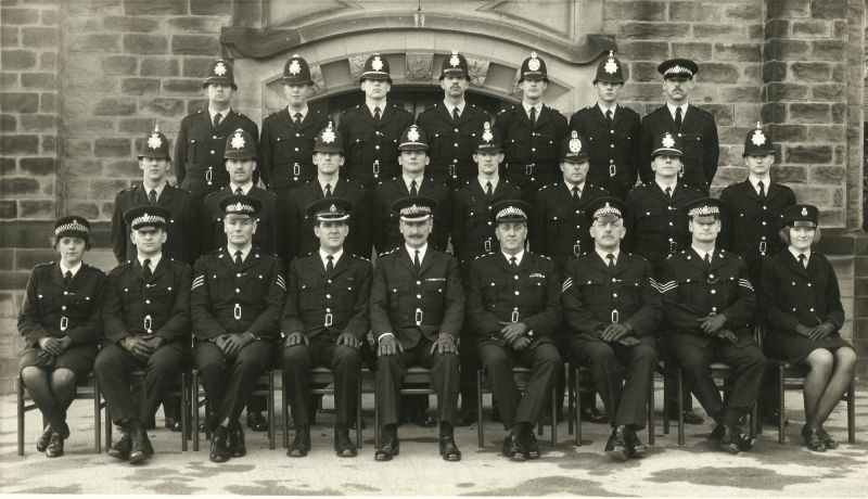 Class 9 - 1971/72 Pannal Ash PTC
Class 9 Pannal Ash PTC - November 1971 to 4th February 1972.
Submitted by PC Grundy (standing on the back row, second from the right). 
