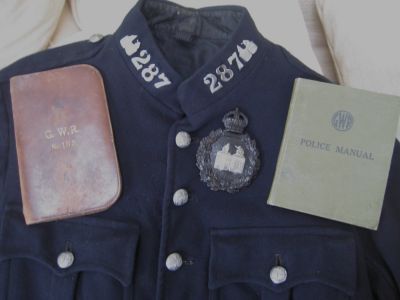 Great Western Railway Police Uniform
Uniform jacket, notebook cover, manual and helmet plate
Submitted by Dan Tanner
Keywords: GWR HP