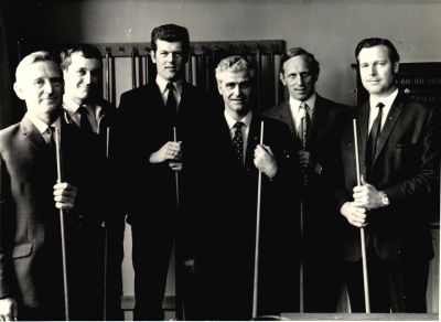 Grimsby Borough Snooker team - 1960
Jack Windley, Ken Rowell, Martin Ashton, Dave Todd, Stewart Sykes, & Len Rayner
Keywords: Grimsby sport