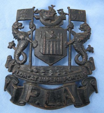 Port of London authority helmet plate
Motto - Floreat Imperii Portus
Photograph submitted by Paul Tanner
Keywords: HP