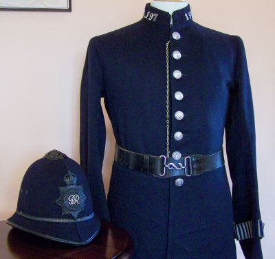 Metropolitan No 1 Uniform, Circa late 1940's
Metropolitan No 1 Uniform, Circa late 1940's
Keywords: metropolitan uniform helmet Headwear