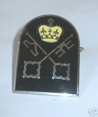 York Minster Cap Badge
Keywords: York Minster Cap Badge