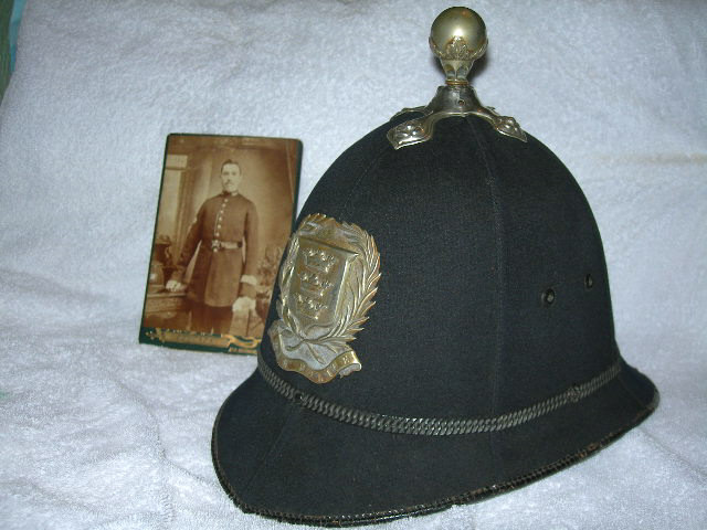 Victorian Hull City Police helmet (mounted) section
Only one known to exist with photo of owner.
Keywords: Victorian Hull City Police mounted Headwear