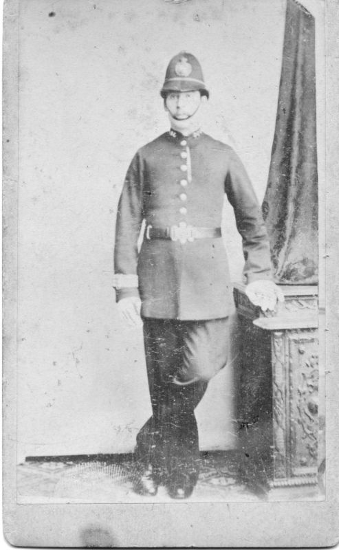 BERWICKSHIRE CONSTABULARY, VICTORIAN HELMET PLATE
Photo by: A R Edwards, Selkirk and Jedburgh.
