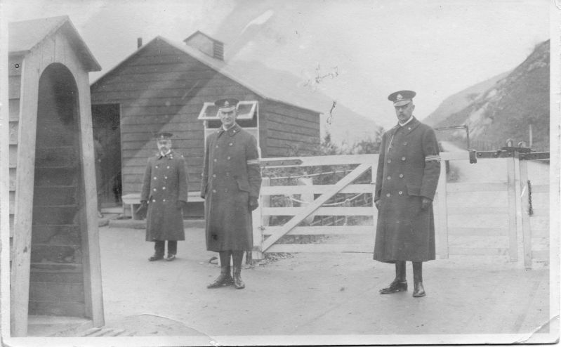 BIRMINHAM CITY POLICE, SPECIAL CONSTABLES
Could possibly be WW1 era, guarding the water supply.
