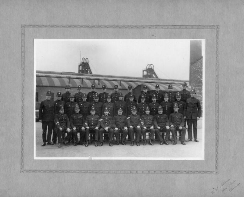 DONCASTER BOROUGH POLICE & WEST RIDING CONSTABULARY
Photo by G L Sullivan, Don Studios, Doncaster. 
Photo possibly taken during the Hatfield Miners Strike, 1926.
