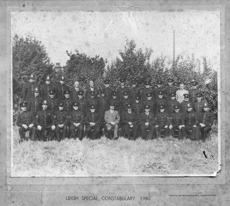 ESSEX CONSTABULARY, LEIGH-on-SEA SPECIAL CONSTABLES (1940)
Photo by Richardson's of Leigh-on-Sea.
