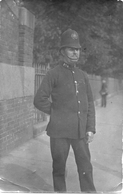 KENT COUNTY CONSTABULARY, PC 74
Card was posted in Sheerness on November 7th 1910.
