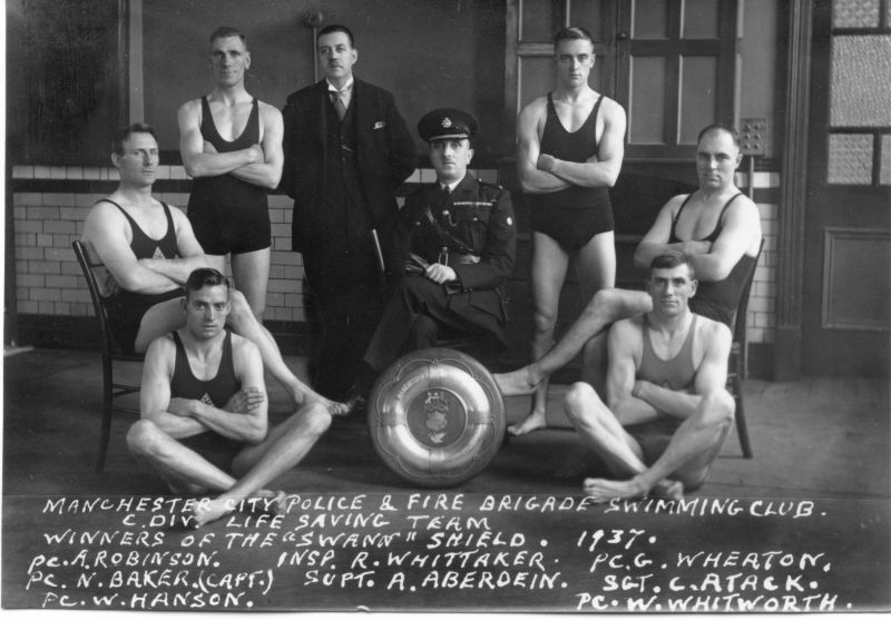 MANCHESTER CITY POLICE, 'C' DIVISION LIFE SAVING TEAM 1937
