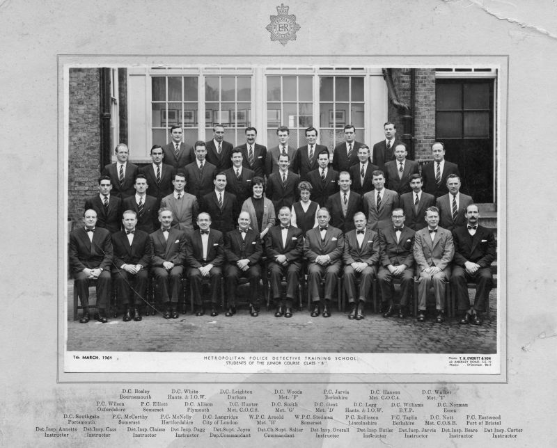 METROPOLITAN POLICE DETECTIVE TRAINING SCHOOL 1964
Class 'B', dated 07/March/1964
