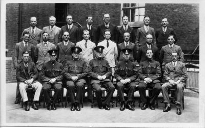 METROPOLITAN POLICE TRAINING COURSE (PEEL HOUSE?)
NICE PICTURE OF WHAT I THINK IS A TRAINING COURSE AT PEEL HOSE.  THE PHOTOGRAPHER IS T.H.EVERITT OF UPPER NORWOOD, WHO I THINK WAS AN OFFICIAL PHOTOGRAPHER AT PEEL HOUSE.  THE BACK OF THE CARD HAS AN ILLEGIBLE SIGNATURE FOLLOWED BY 'SUPT H', SO I PRESUME AT LEAST ONE PERSON IS FROM 'H' DIVISION
Keywords: Metropolitan