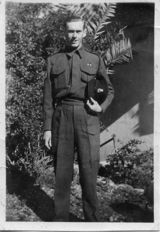 PALESTINE POLICE MOBILE FORCE 1945
Photo is dated 02/March/1945
Sgt. D.S.Butterfield #3905
#4 (Hafia) Coy.
