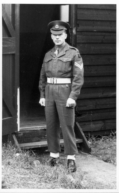 ROYAL MILITARY POLICE, Cpl. KEN ARMSTRONG -002
Serial number: 23542233

