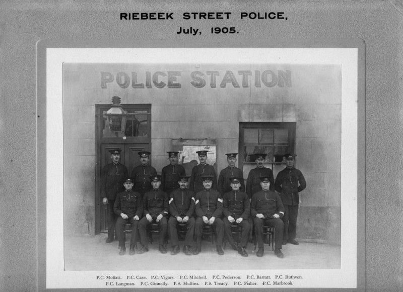 CAPE TOWN POLICE, SOUTH AFRICA, 1905
Photo taken at 40 Riebeek Street, Cape Town.
Sadly it now appears to be a vacant lot.
