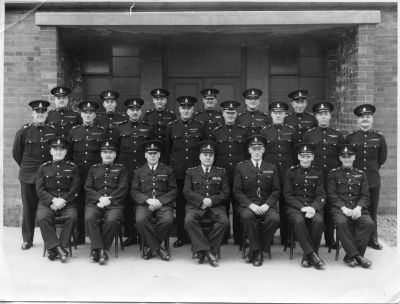 WAR DEPARTMENT CONSTABULARY
Photo by the Yorkshire Echo.
Possibly at ROF Thorpe Arch, Wetherby
