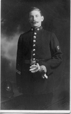 WEST RIDING CONSTABULARY, PC 1294
Believed to be one George Garrod.
Photographer, George Brown, Otley.
