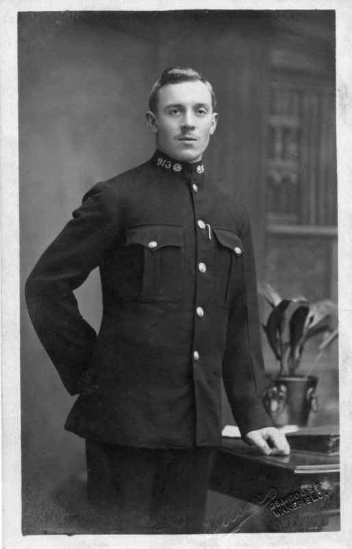 WEST RIDING CONSTABULARY, PC 913 MARKHAM
Photo by: Wilson 23 Wood Street, Wakefield.
