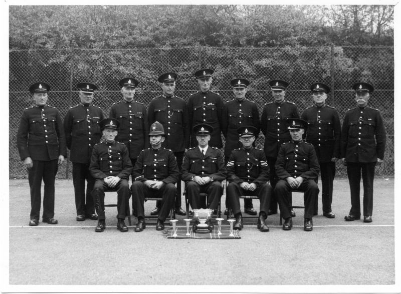 WEST SUSSEX CONSTABULARY - SPECIAL CONSTABLES
Photo believed taken at Petworth.
The helmeted Constable is: pc 73
