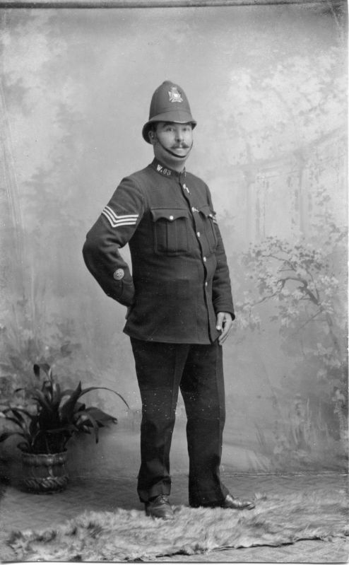 WILTSHIRE CONSTABULARY, Sgt W83
Photo by: The Beaumont Studio, Gorse Hill, Swindon.
