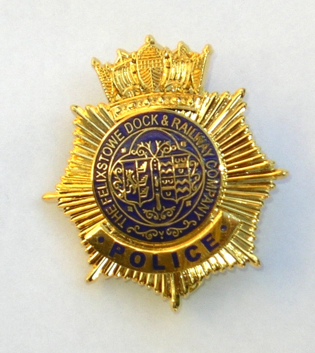 Felixstowe Dock & Railway Company Police Cap Badge
Keywords: Felixstowe Docks Harbour Railway