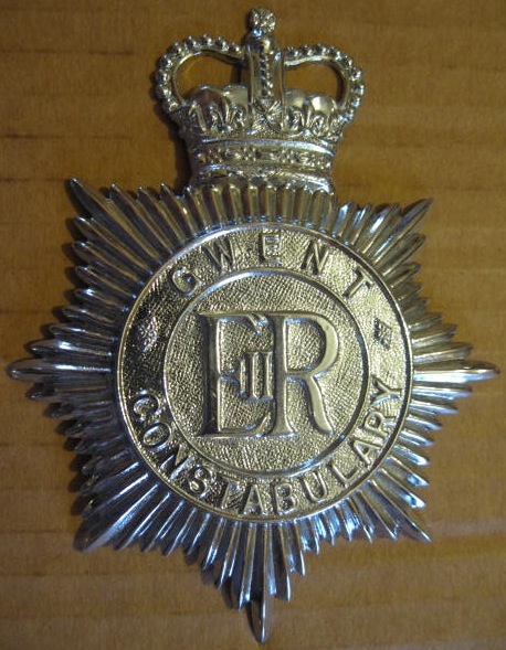 Helmet Plate QC 
Worn post 1953 Chrome
Keywords: Plate Helmet QC Gwent Constabulary