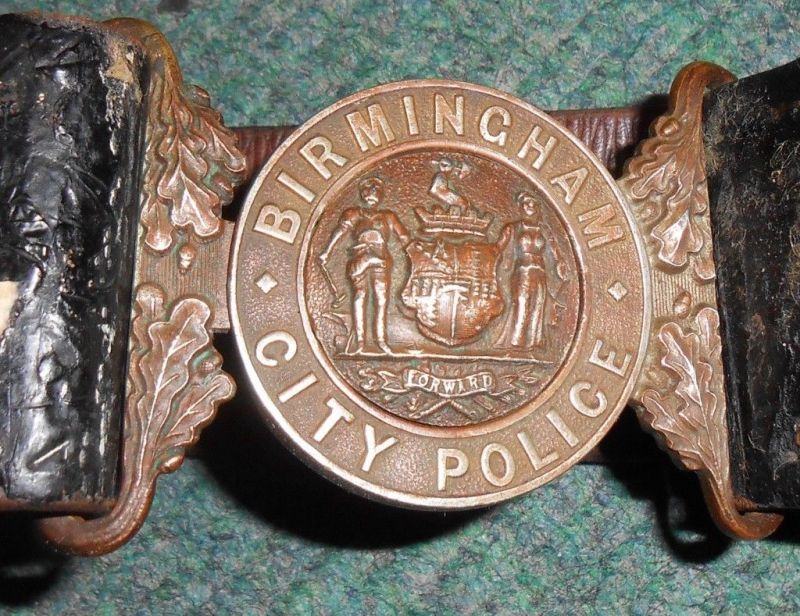 Birmingham City Police  Waist Belt buckle c1898 -1902
White metal buckle on black leather belt
Keywords: buckle belt Birmingham