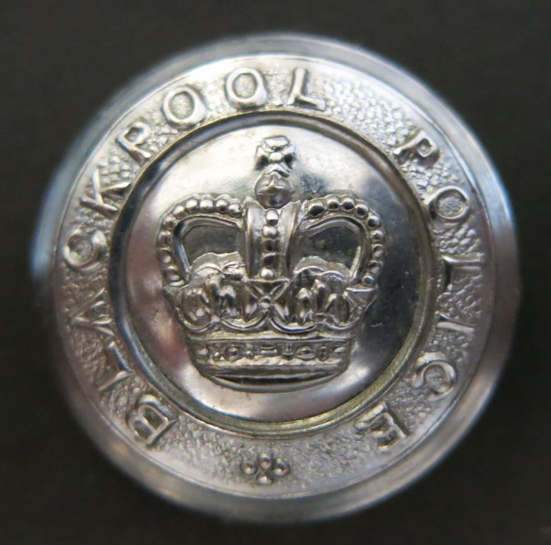 Tunic Button 
Chrome Plated Tunic Button with St Edwards or Queens Crown 25mm diameter worn from early 1950's until the force merged with Lancashire Constabulary on 1st April 1969.
Keywords: Tunic Button Chrome Queens Crown Blackpool QC