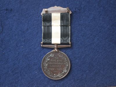 Leith Constabulary SPC - obverse
Leith Constabulary, Special Constabulary long service medal 1914-1918.
leith Constabulary was swallowed up by Edinburgh City Police.
Keywords: Leith Medal