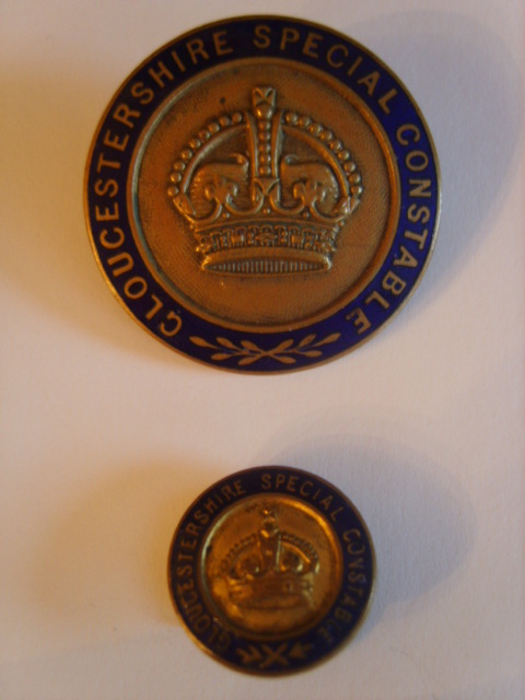 Specials cap and lapel badge
Specials cap and lapel badge
Keywords: Gloucestershire