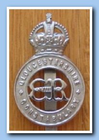 KC with ER centre cap badge
Keywords: Gloucestershire