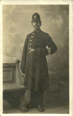 Constable Frank Hughes, Gloucestershire County Constaulary
In 1911 Frank was stationed at the Bearlands Station in Glos City
Keywords: gloucestershire constabulary