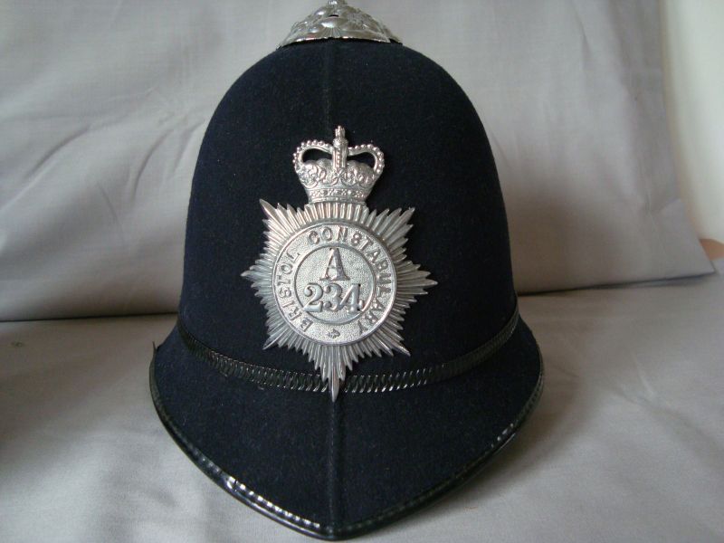 Bristol Constabulary helmet 1960s
Keywords: Bristol