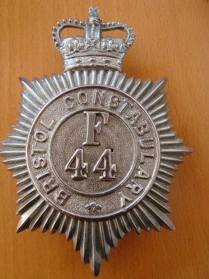 Bristol Constabulary helmet plate
Bristol Constabulary F Division QC chrome helmet plate
Keywords: Bristol