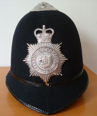 Bristol Constabulary helmet 1968-74
Bristol Constabulary 2 panel rose top cork helmet 1968-74
Keywords: Bristol