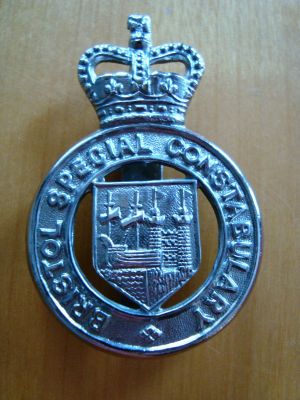 Bristol Special Constabulary cap badge
Bristol Special Constabulary chrome cap badge c1968-74
Keywords: Bristol Special