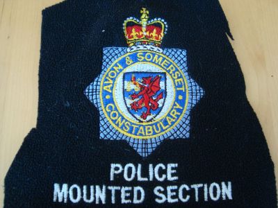 Avon & Somerset Mounted Section embroidered badge
Embroidered badge from fleece jacket
Keywords: Avon Somerset horse mounted