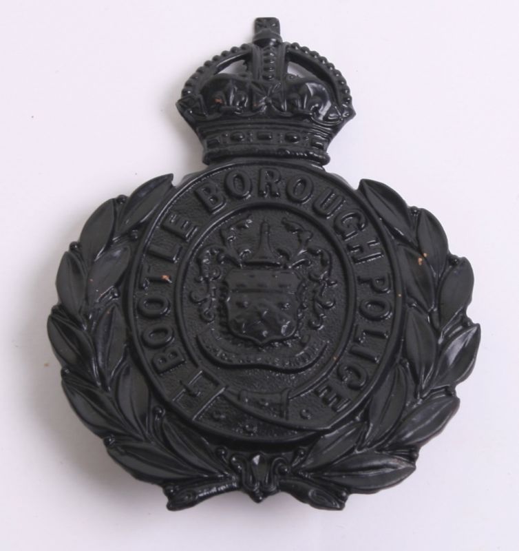 Bootle Pol HP KC Blk
Blackened Brass Night Helmet Plate worn from 1902 to circa 1938
Keywords: Bootle Borough Police Night Plate Black KC